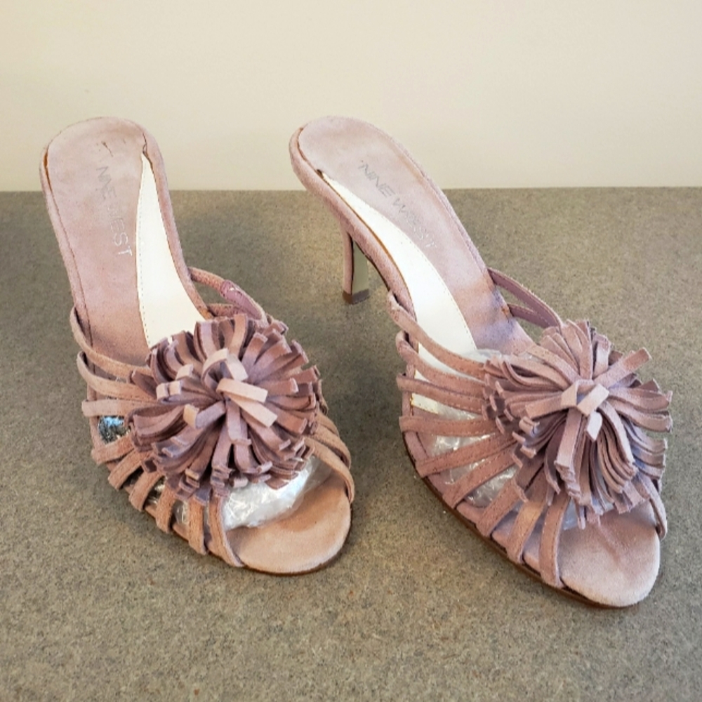 🌸Nine West Lavender Suede Sandals🌸